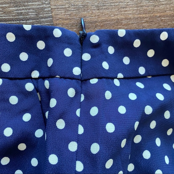 Zara Woman Pleated Front Navy White Polka Dot Shorts Size Large - Picture 7 of 8